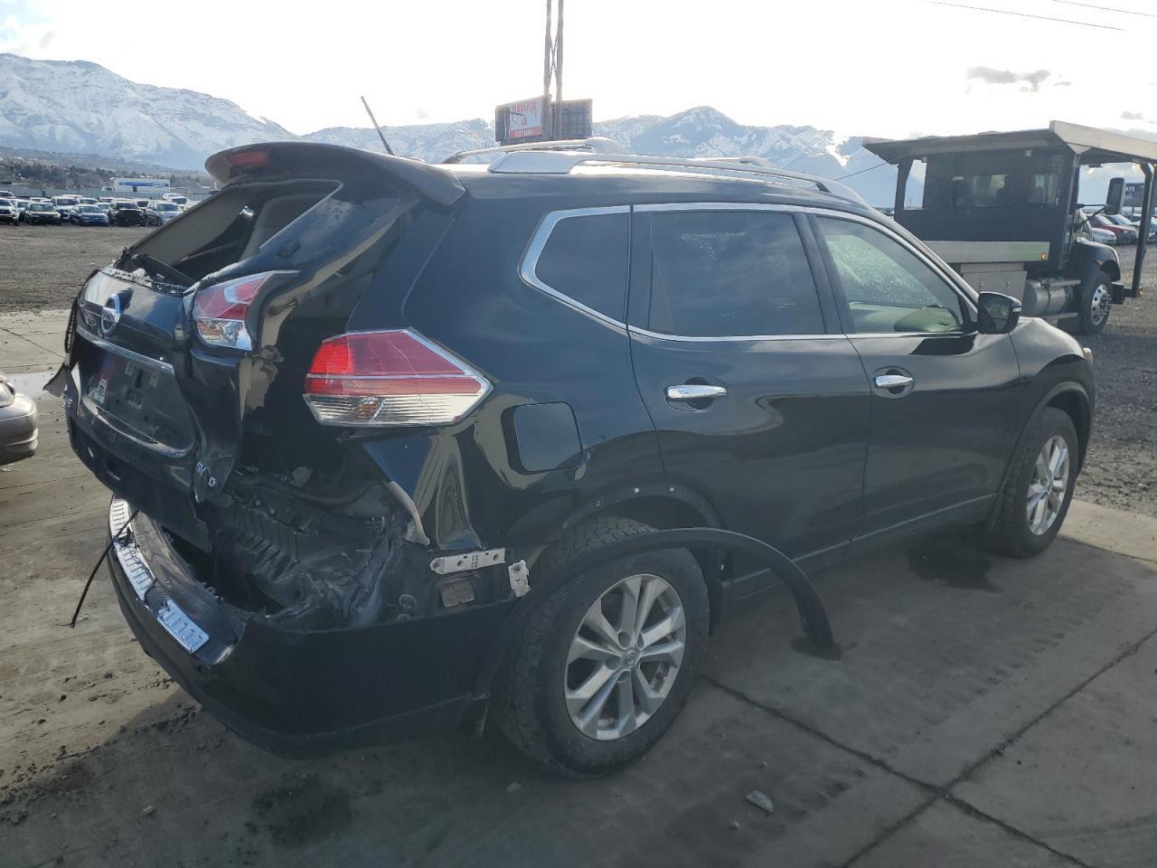 2015 NISSAN ROGUE S - Фото 3