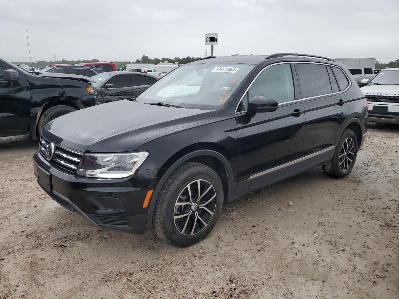 2021 VOLKSWAGEN TIGUAN SE