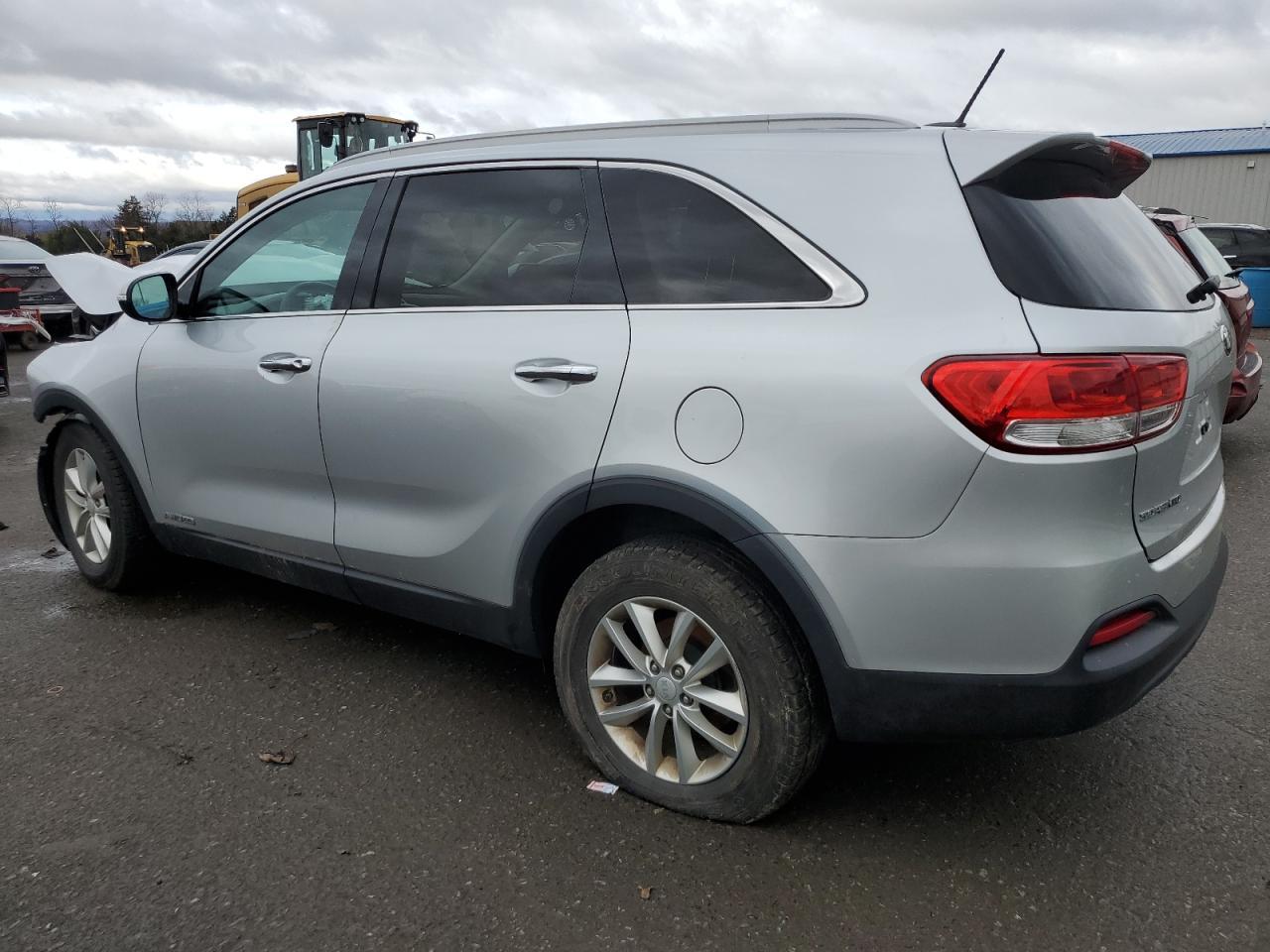 2017 KIA SORENTO LX - Фото 2