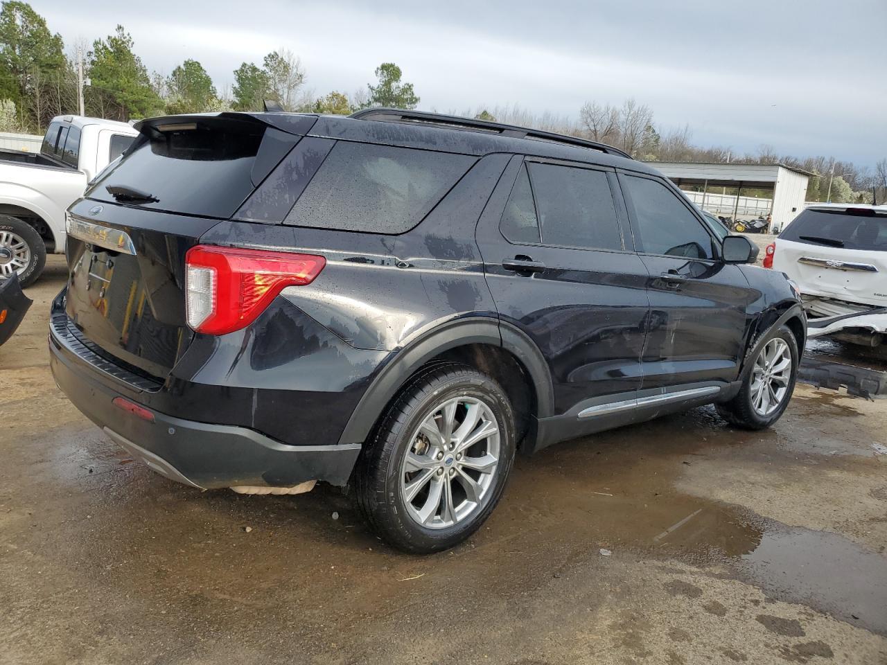 2022 FORD EXPLORER X - Image 3