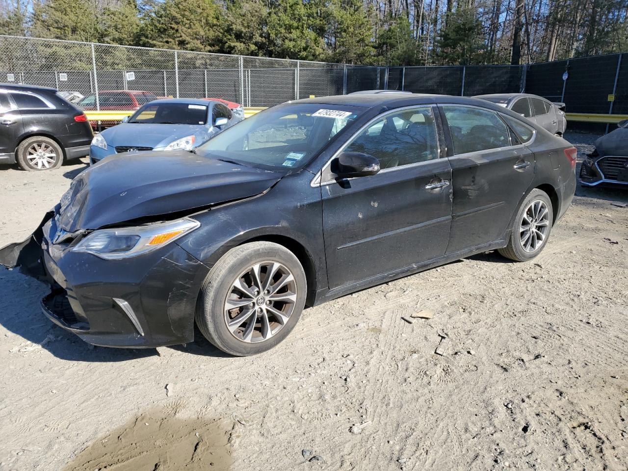 2016 TOYOTA AVALON XLE