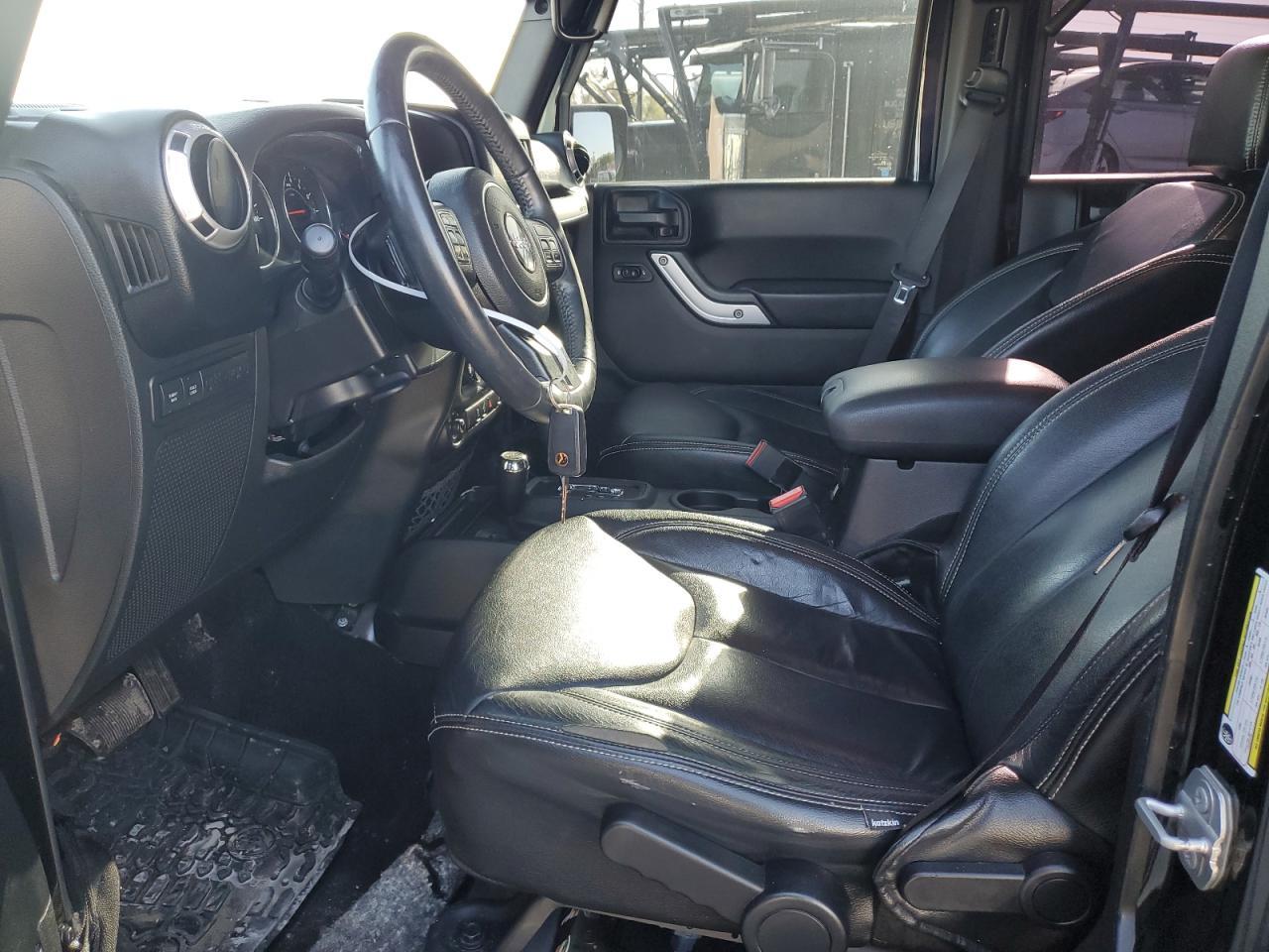 2017 JEEP WRANGLER U - Image 7