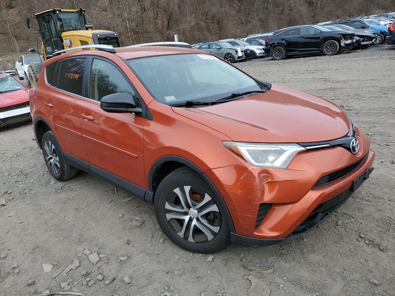 2016 TOYOTA RAV4 LE - Фото 4