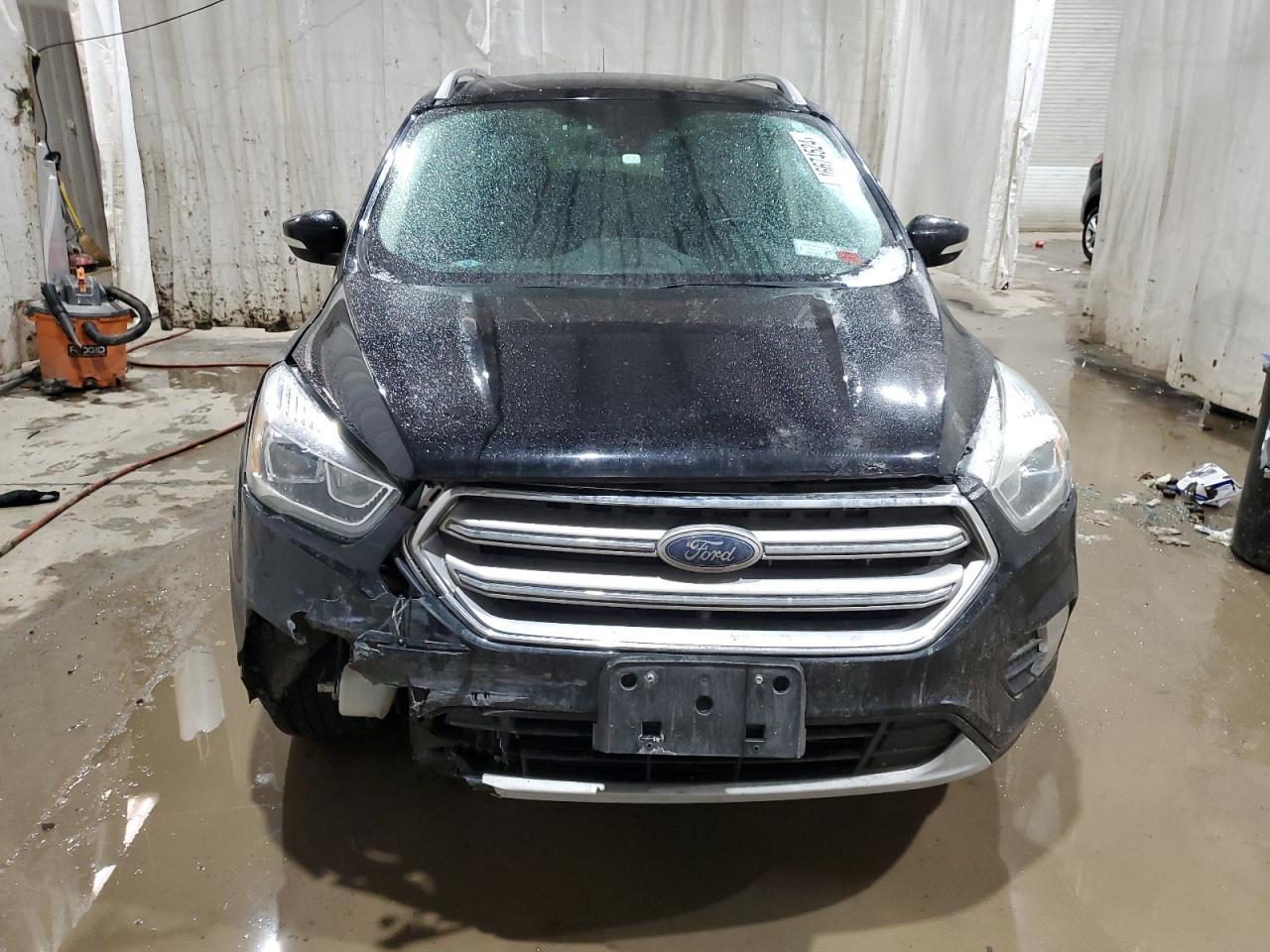 2017 FORD ESCAPE TIT - Image 5