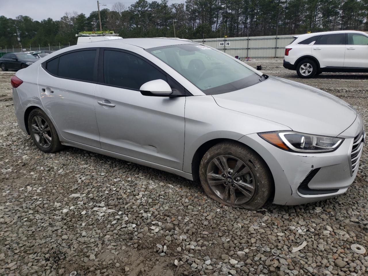 2017 HYUNDAI ELANTRA SE - Image 4