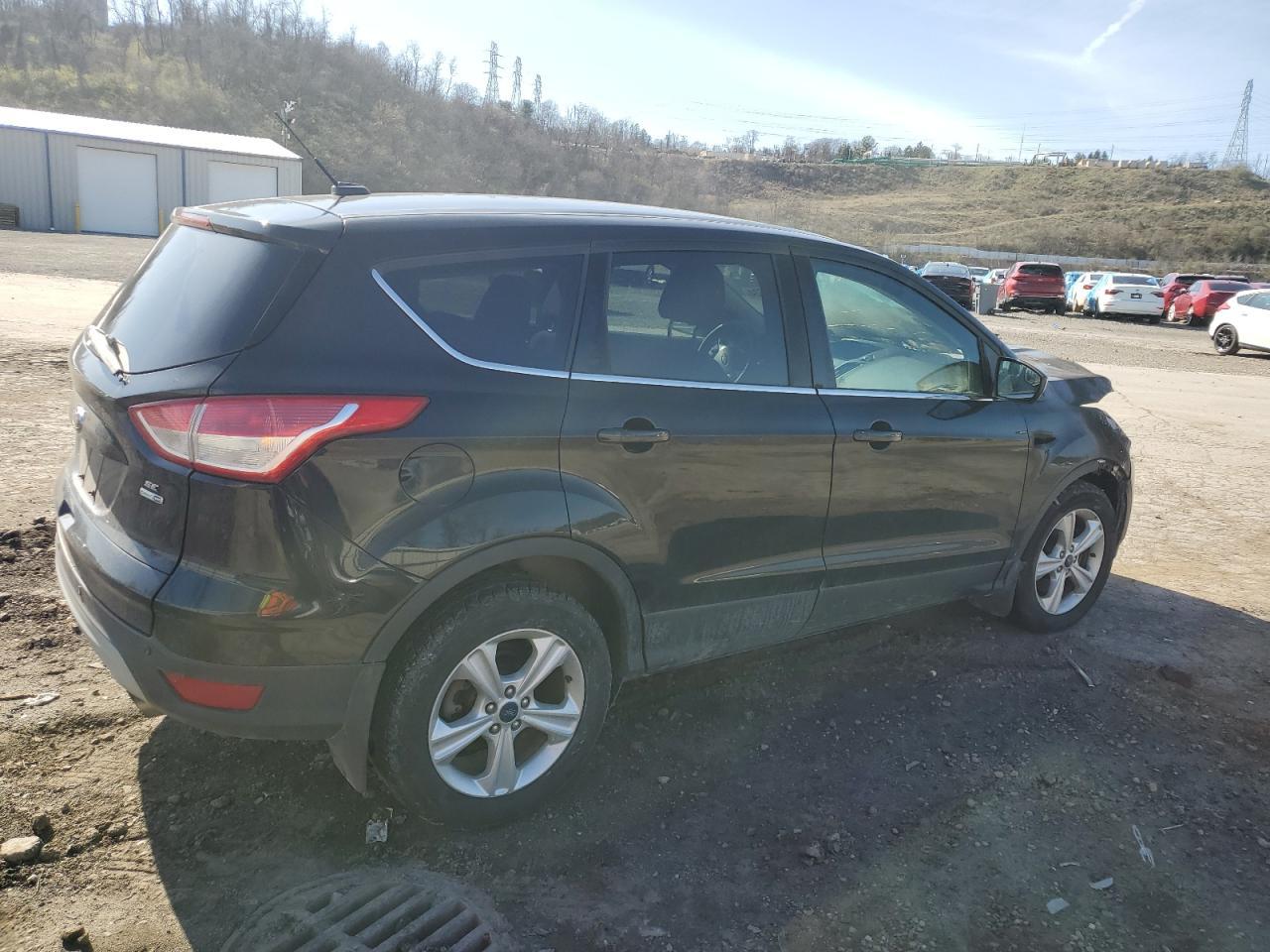 2015 FORD ESCAPE SE - Image 3