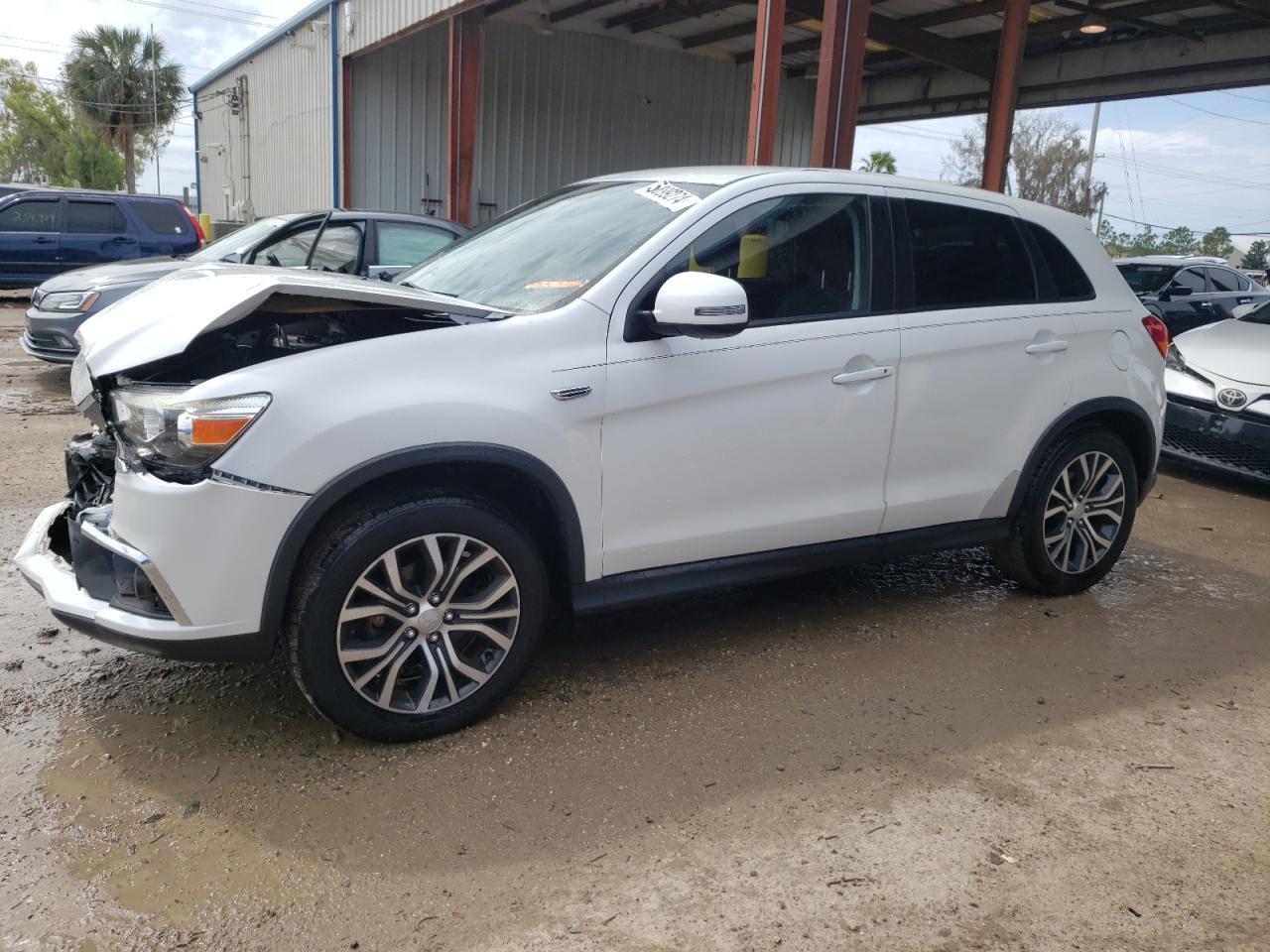 2017 MITSUBISHI OUTLANDER car image