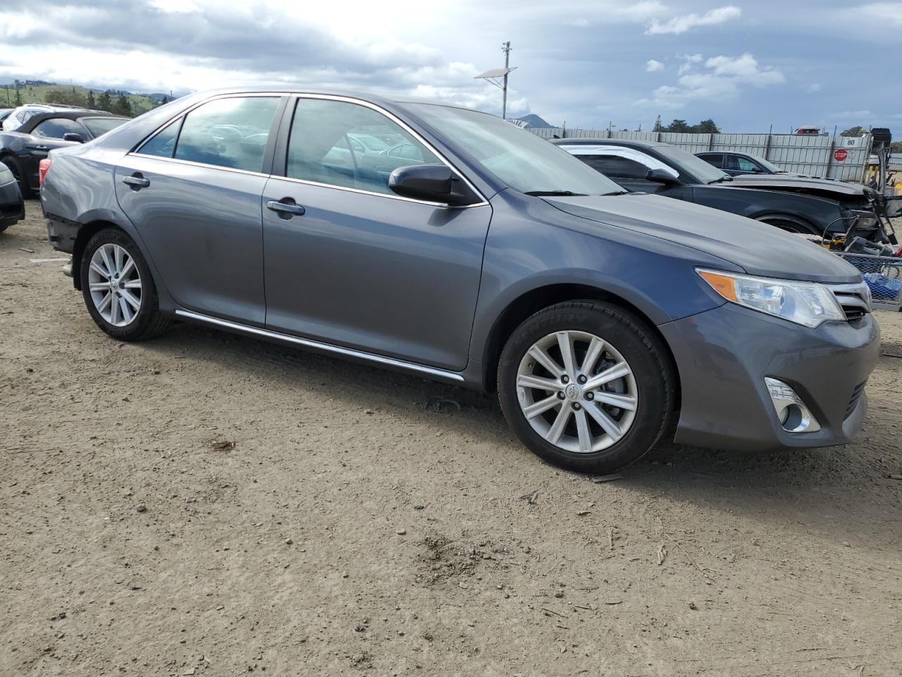 2013 TOYOTA CAMRY L - Фото 4