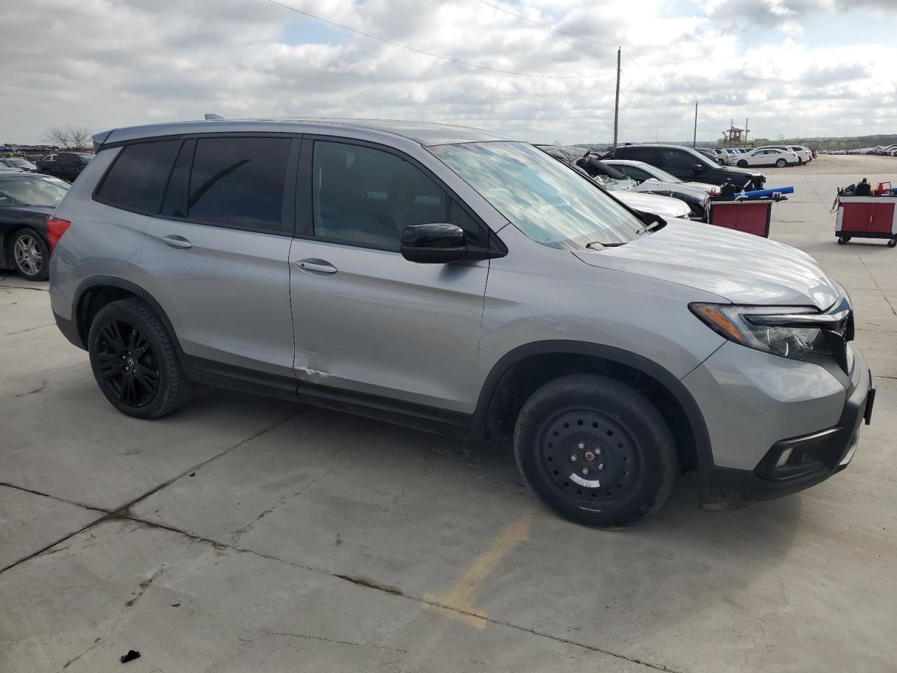 2019 HONDA PASSPORT S - Фото 4