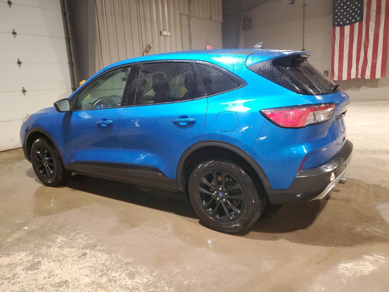 2020 FORD ESCAPE SE - Image 2