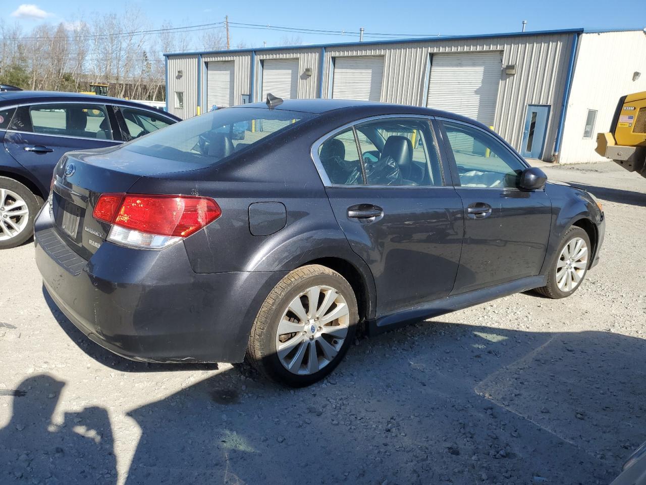 2011 SUBARU LEGACY 2.5 - Image 3