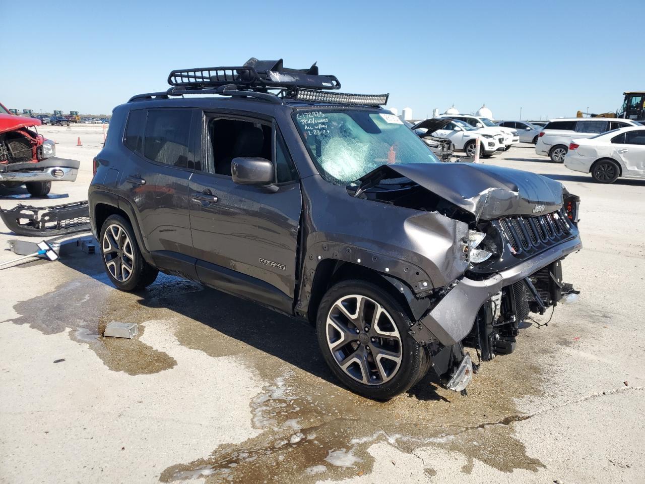 2016 JEEP RENEGADE L - Image 4
