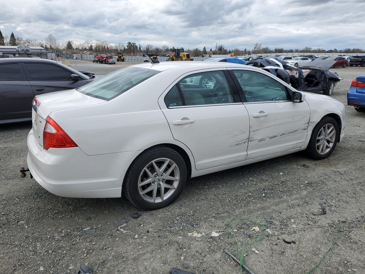 2012 FORD FUSION SEL - Фото 3