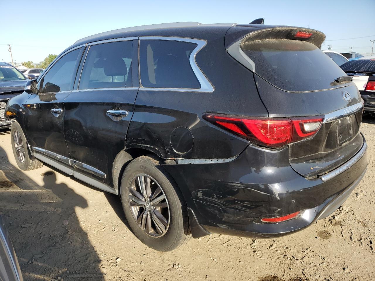 2019 INFINITI QX60 LUXE - Image 2