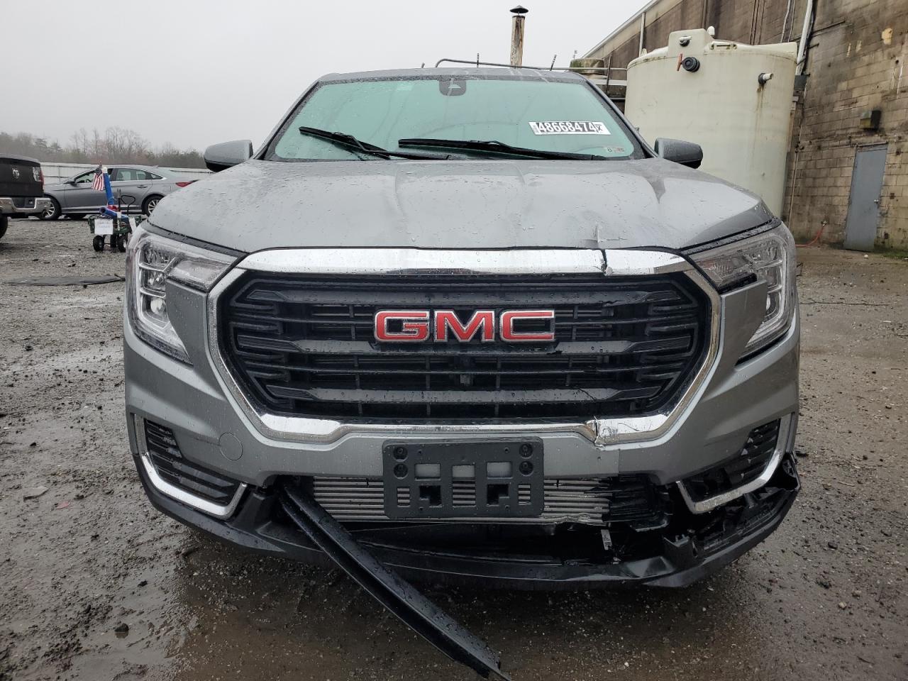 2023 GMC TERRAIN SL - Image 5