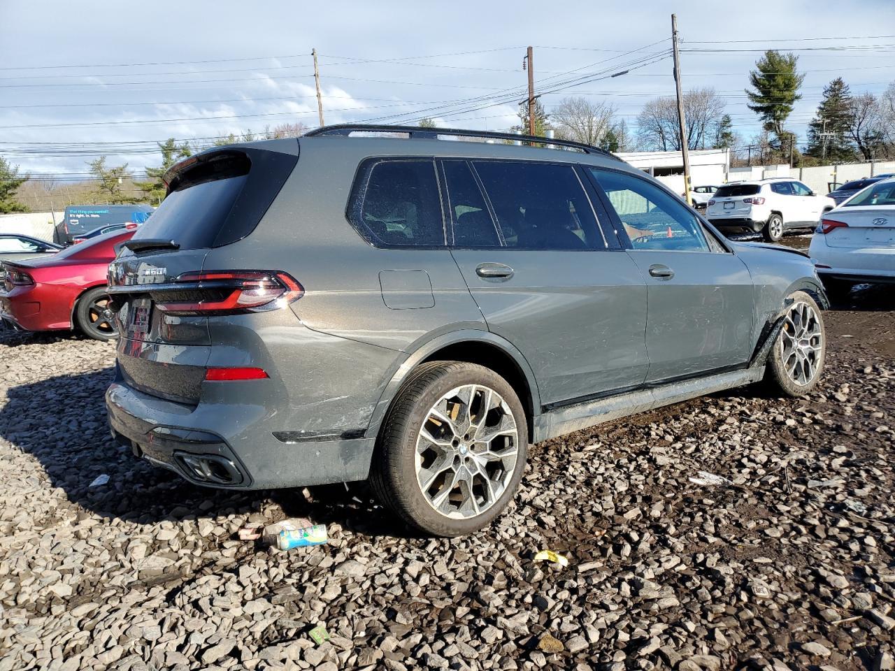 2024 BMW X7 M60I - Image 3