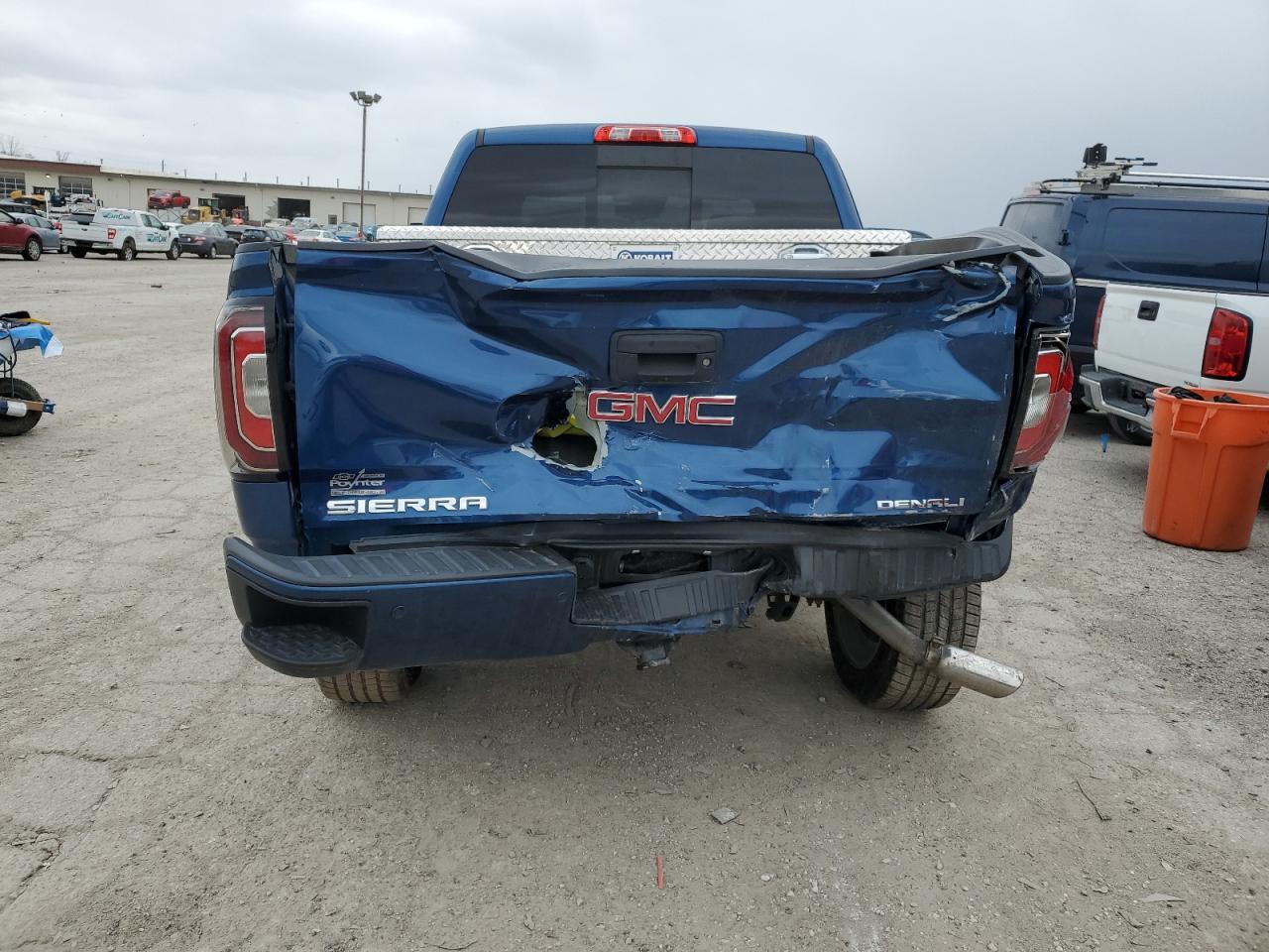 2017 GMC SIERRA K15 - Image 6