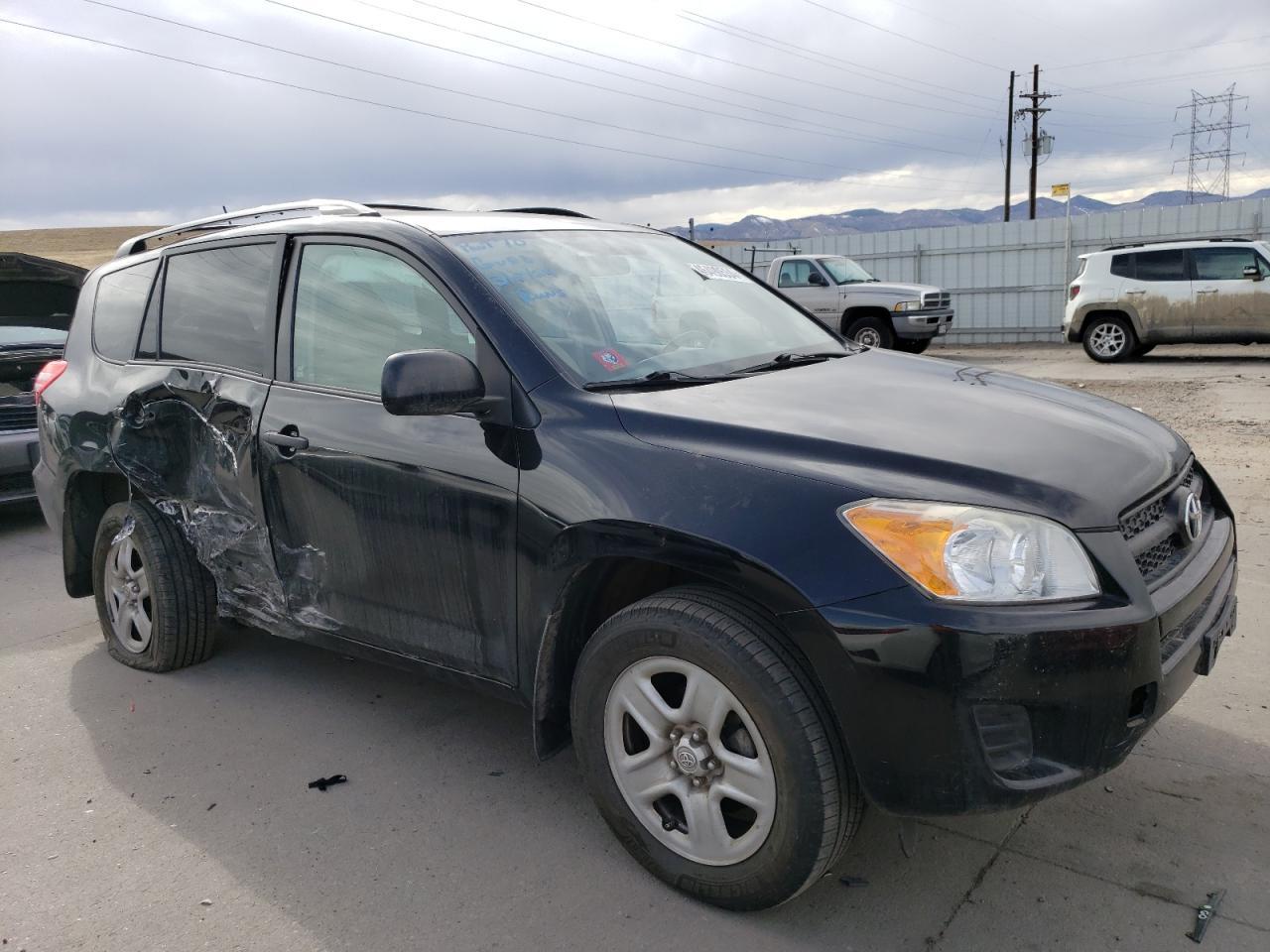 2011 TOYOTA RAV4 - Фото 4