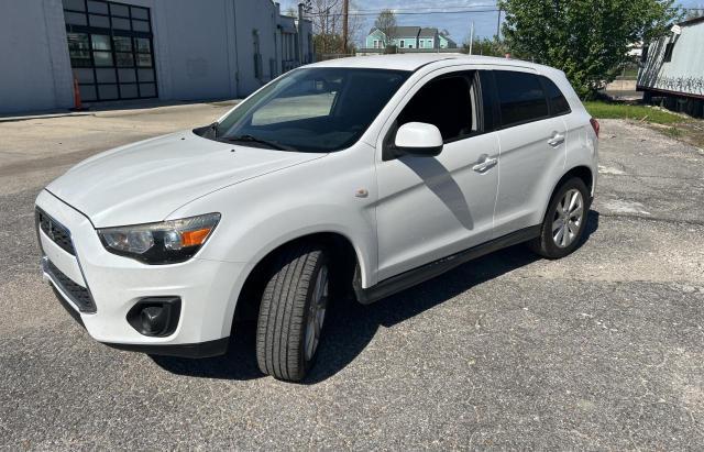 2014 Mitsubishi Outlander Sport Es - Image 2