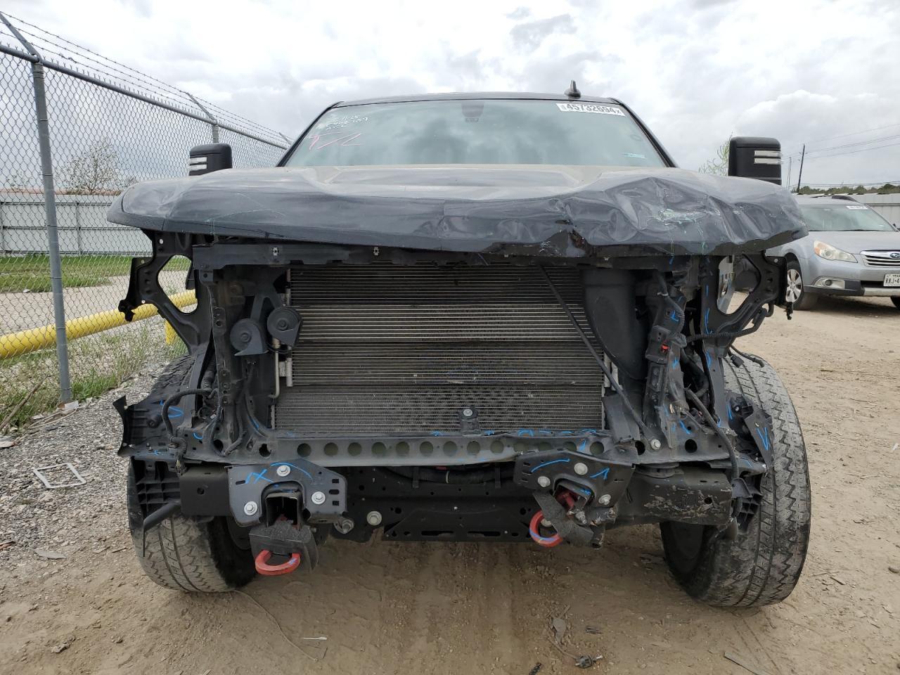 2019 CHEVROLET SILVERADO - Фото 5