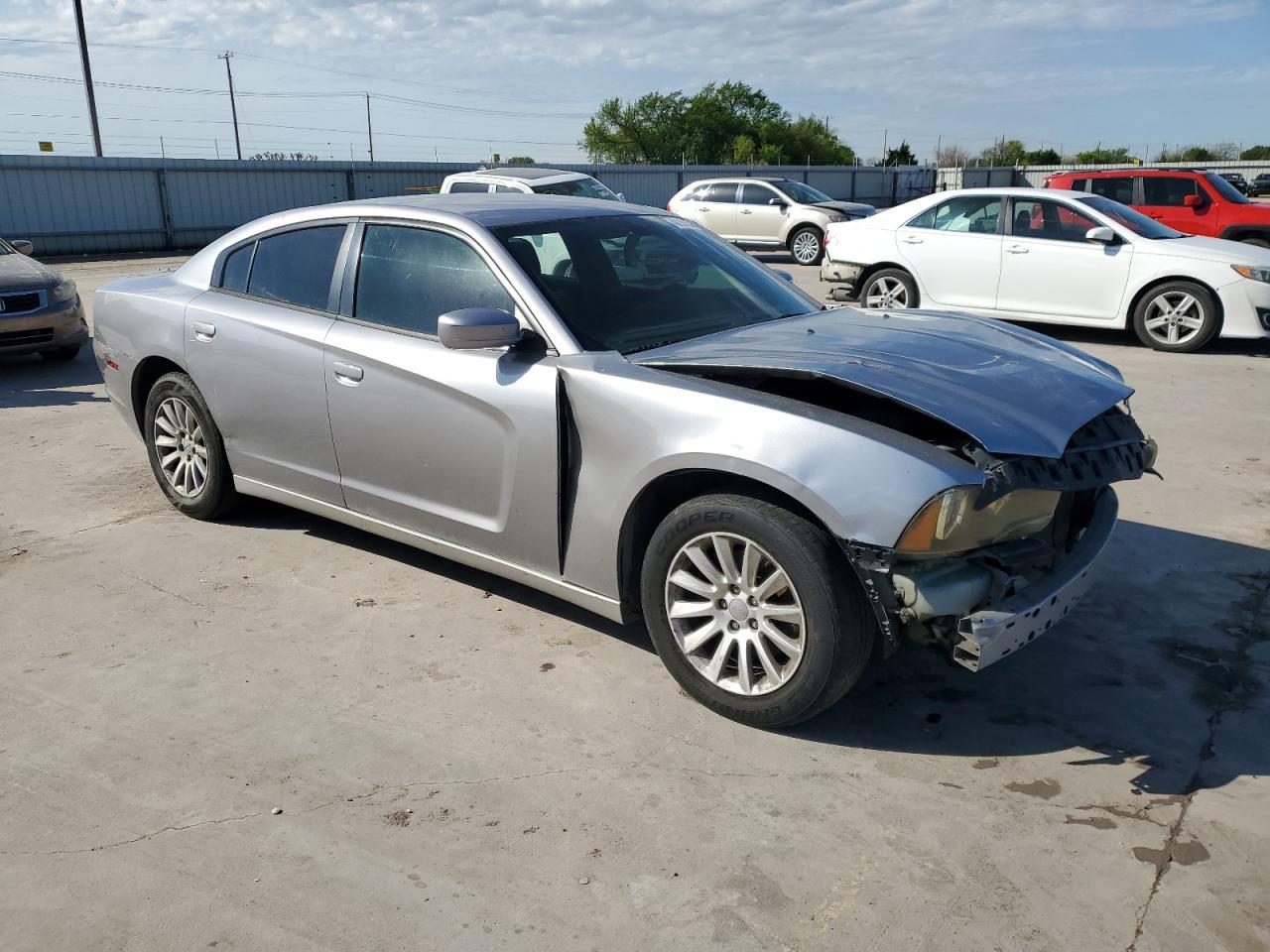 2014 DODGE CHARGER SE - Фото 4