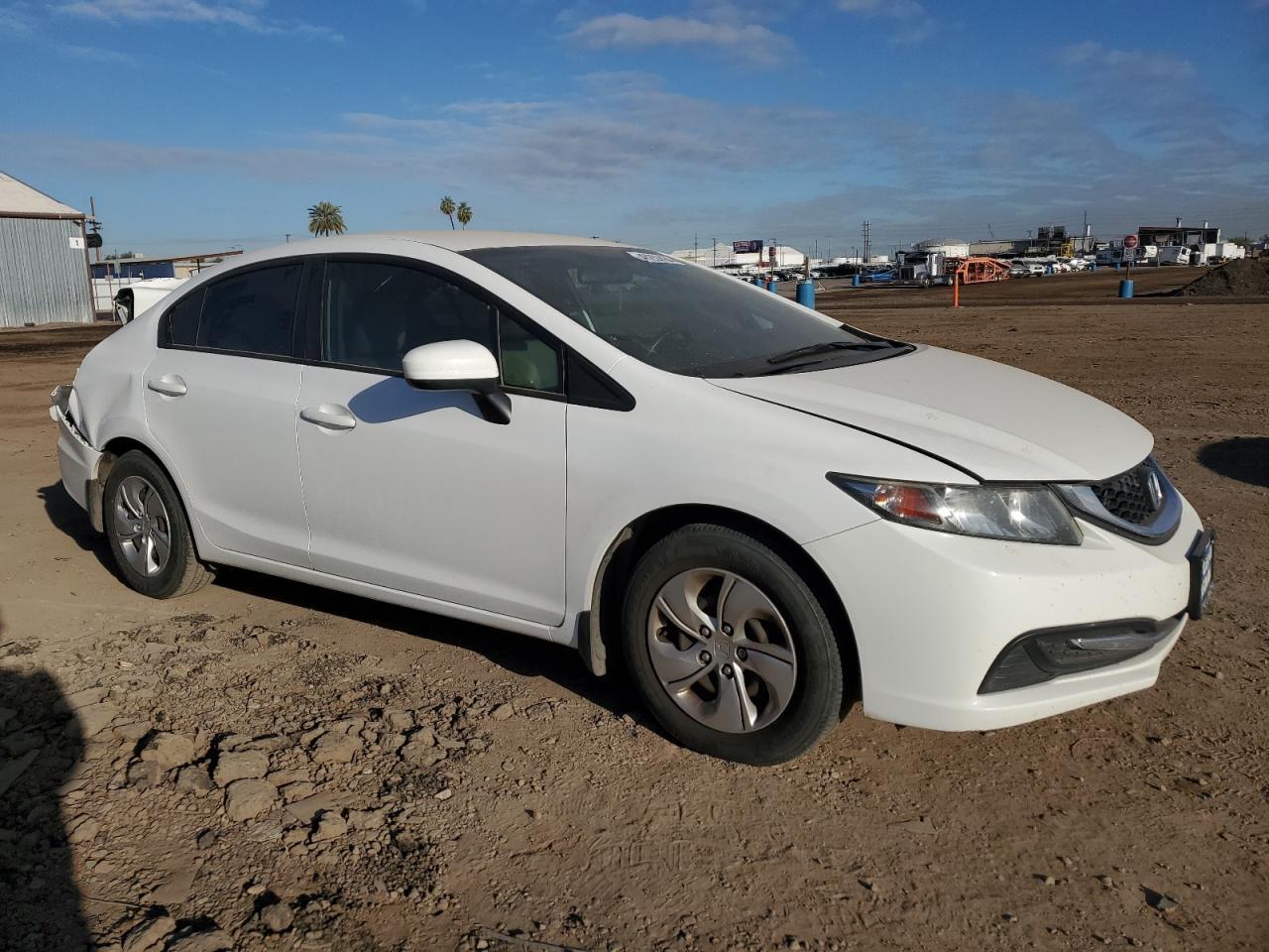 2015 HONDA CIVIC LX - Image 4