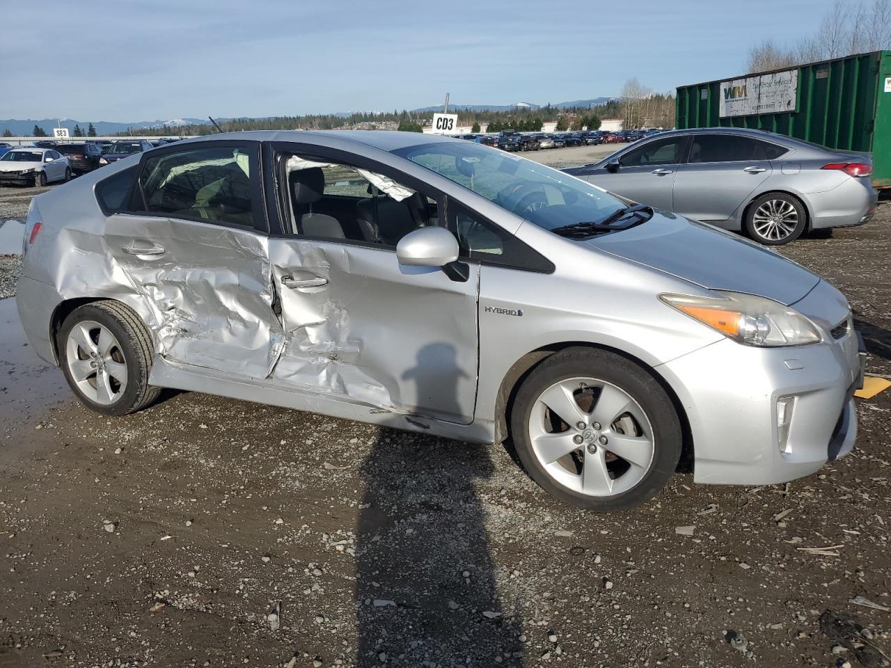 2013 TOYOTA PRIUS - Image 4