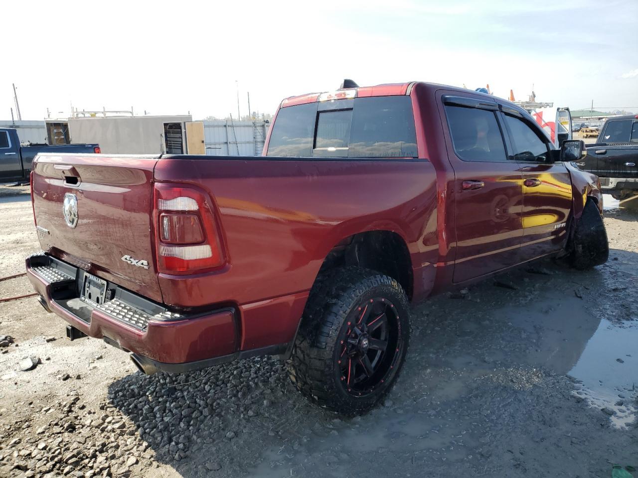 2019 RAM 1500 BIG H - Фото 3