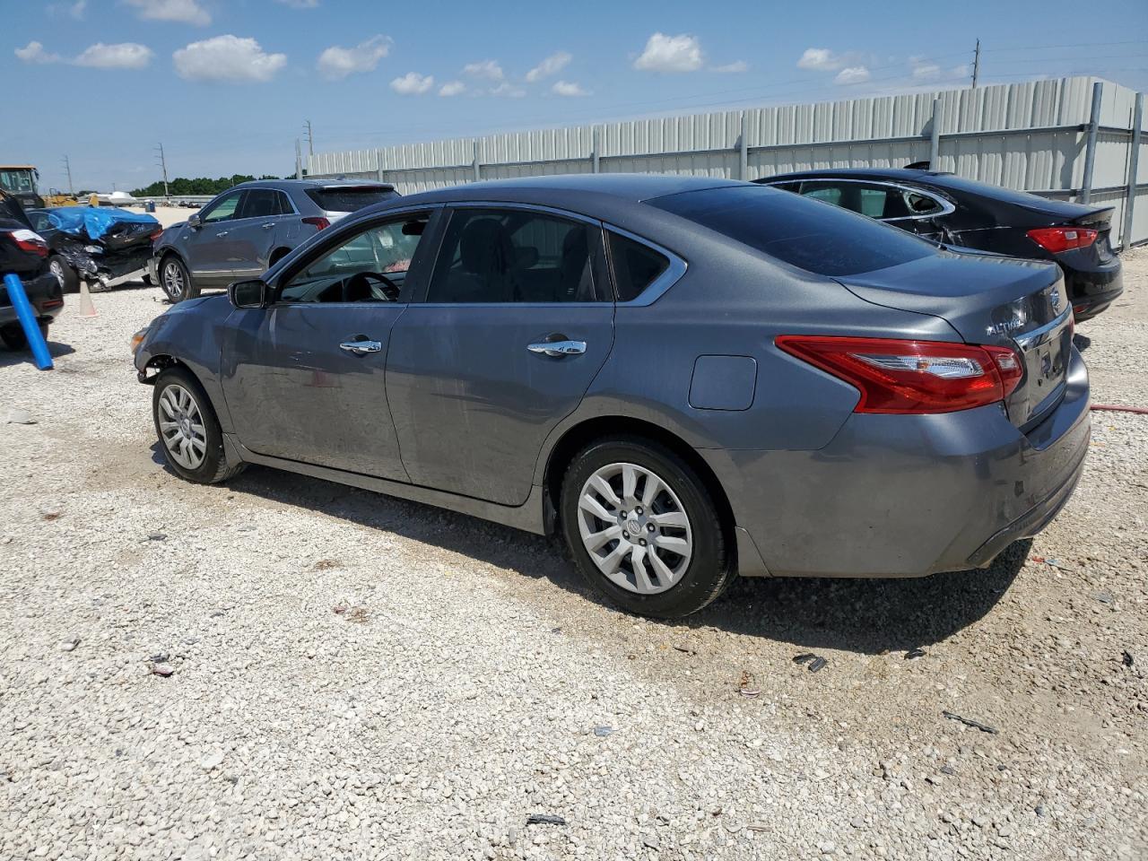 2018 NISSAN ALTIMA 2.5 - Фото 2