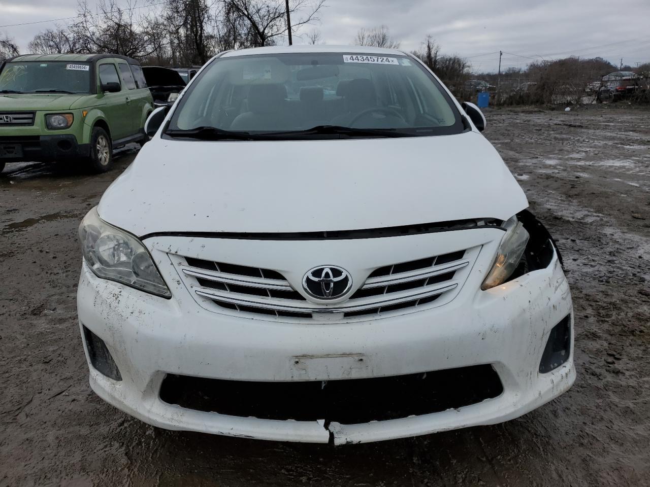 2013 TOYOTA COROLLA BA - Фото 5