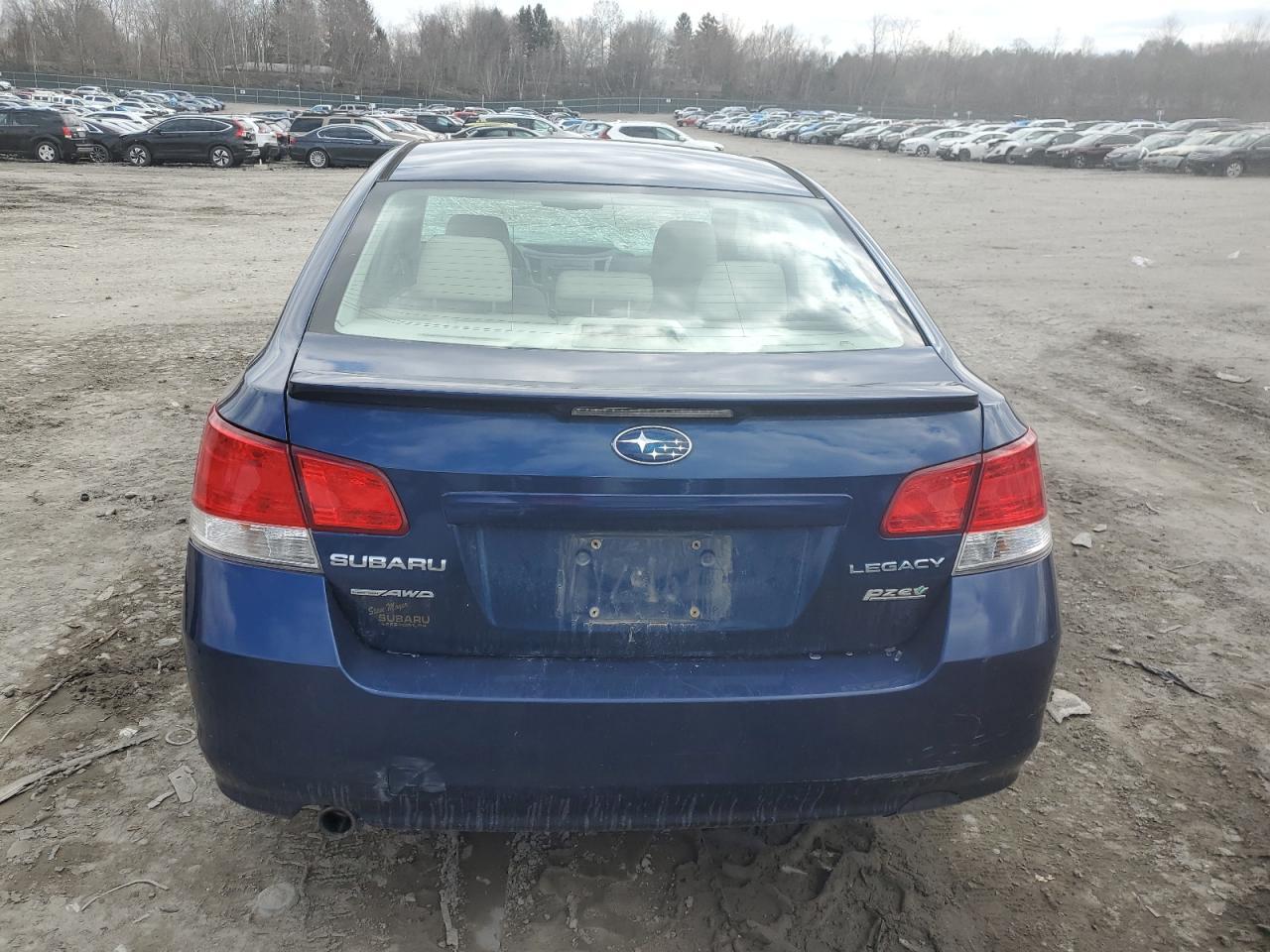 2011 SUBARU LEGACY 2.5 - Image 6
