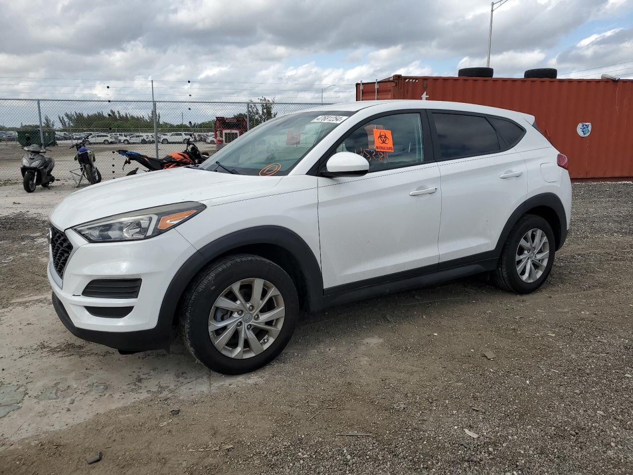 2019 HYUNDAI TUCSON SE