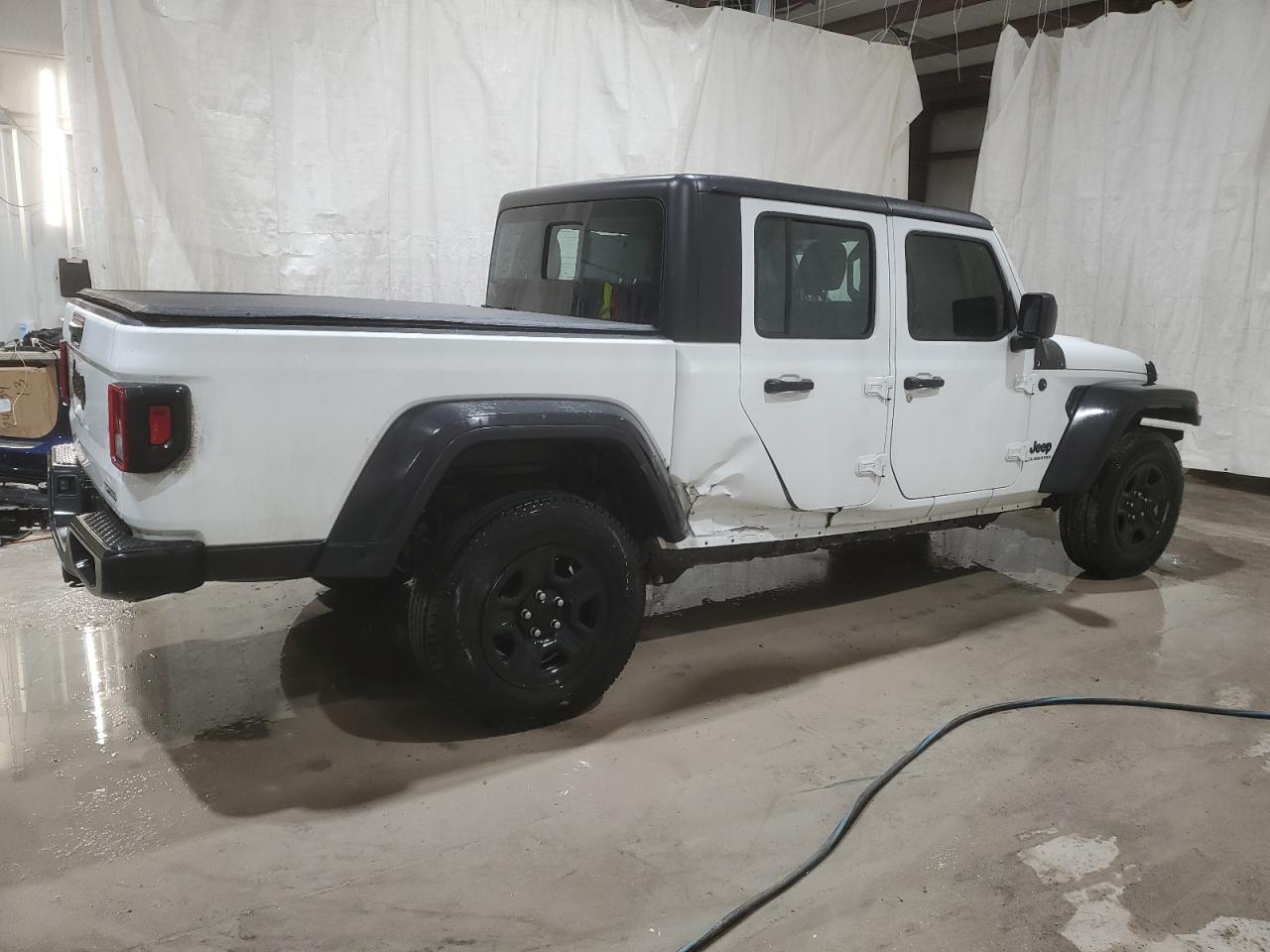 2021 JEEP GLADIATOR - Фото 3