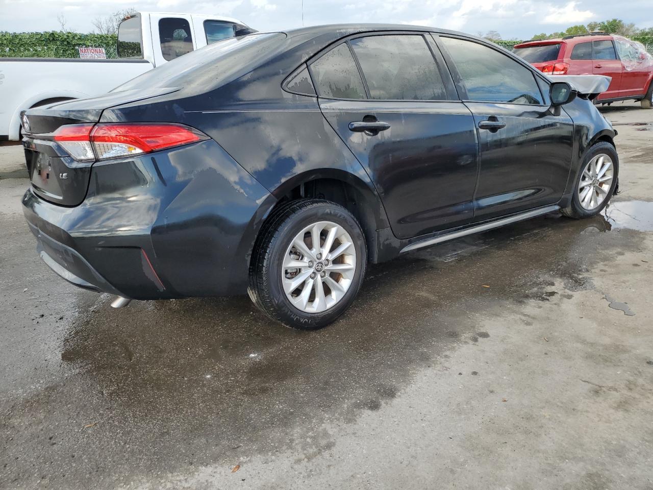 2022 TOYOTA COROLLA LE - Image 3