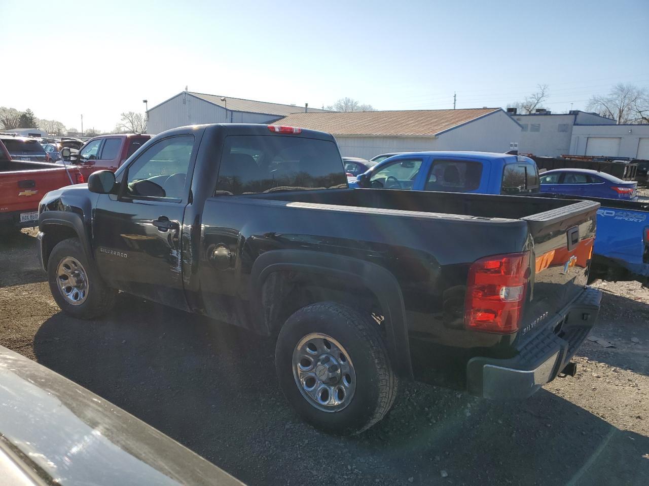 2012 CHEVROLET SILVERADO - Image 2