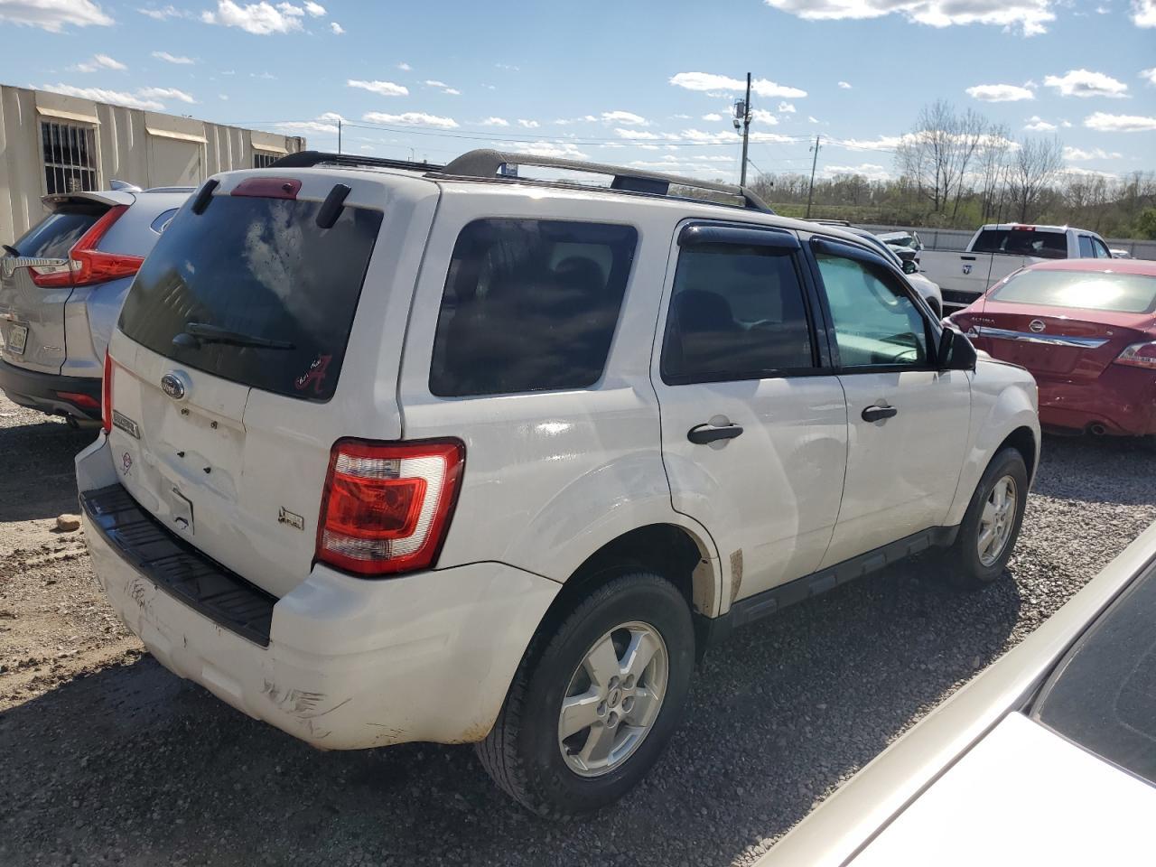 2012 FORD ESCAPE XLT - Фото 3
