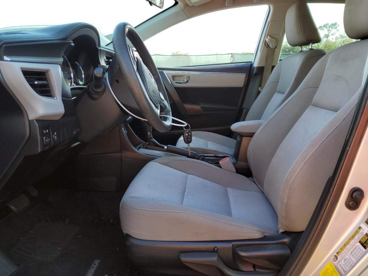2014 TOYOTA COROLLA L - Фото 7