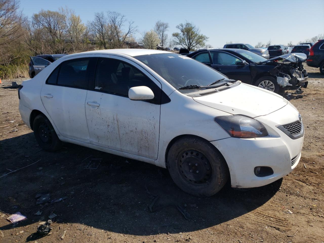 2012 TOYOTA YARIS - Фото 4
