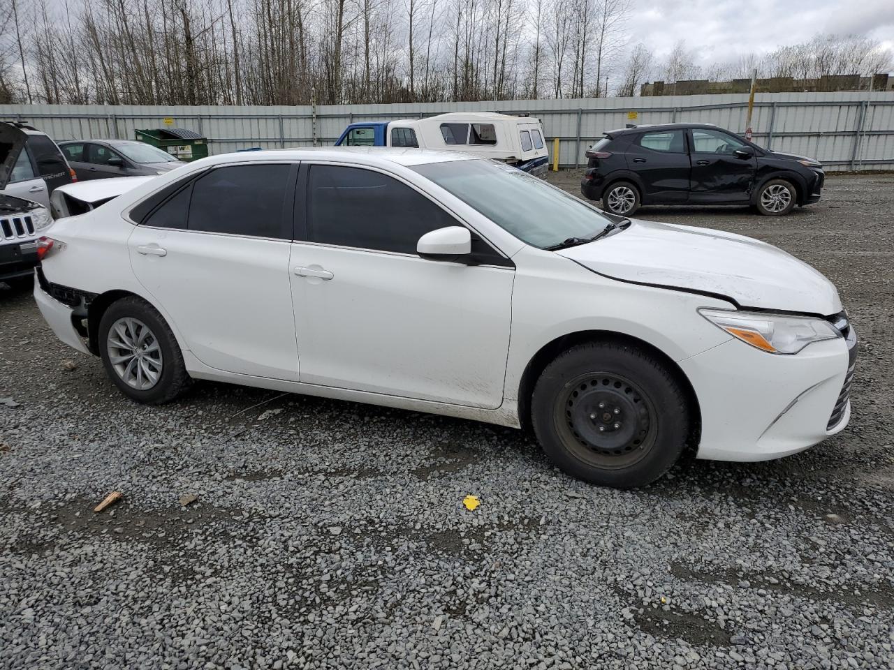 2017 TOYOTA CAMRY LE - Image 4