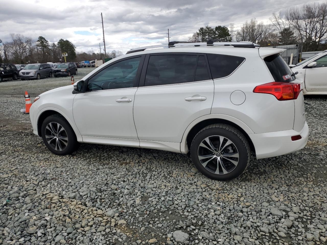 2015 TOYOTA RAV4 LIMIT - Image 2