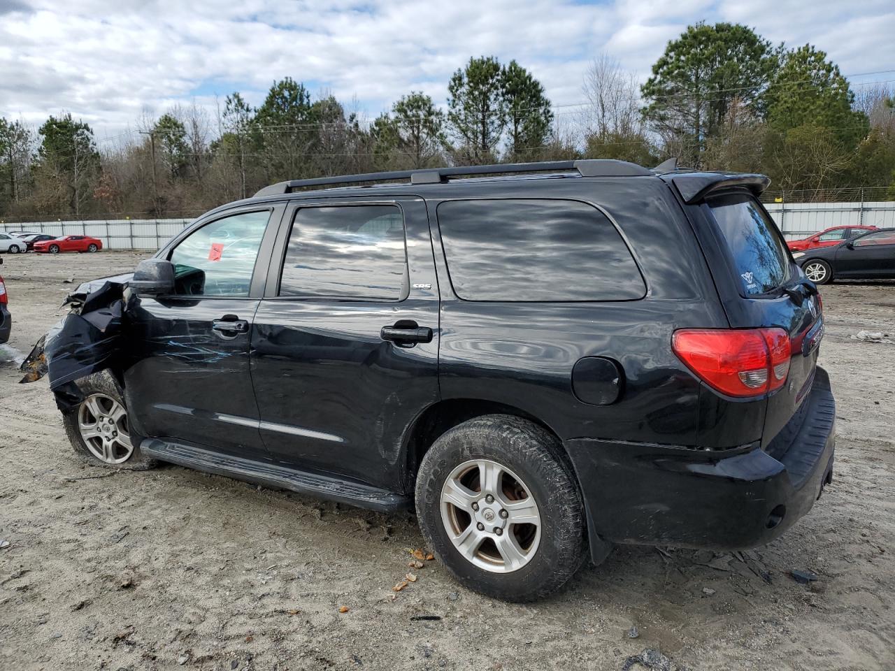 2014 TOYOTA SEQUOIA SR - Фото 2