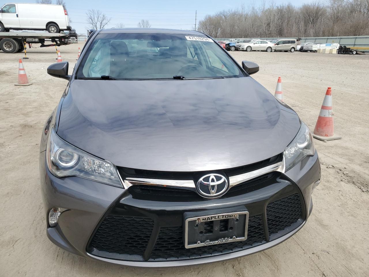 2017 TOYOTA CAMRY LE - Image 5