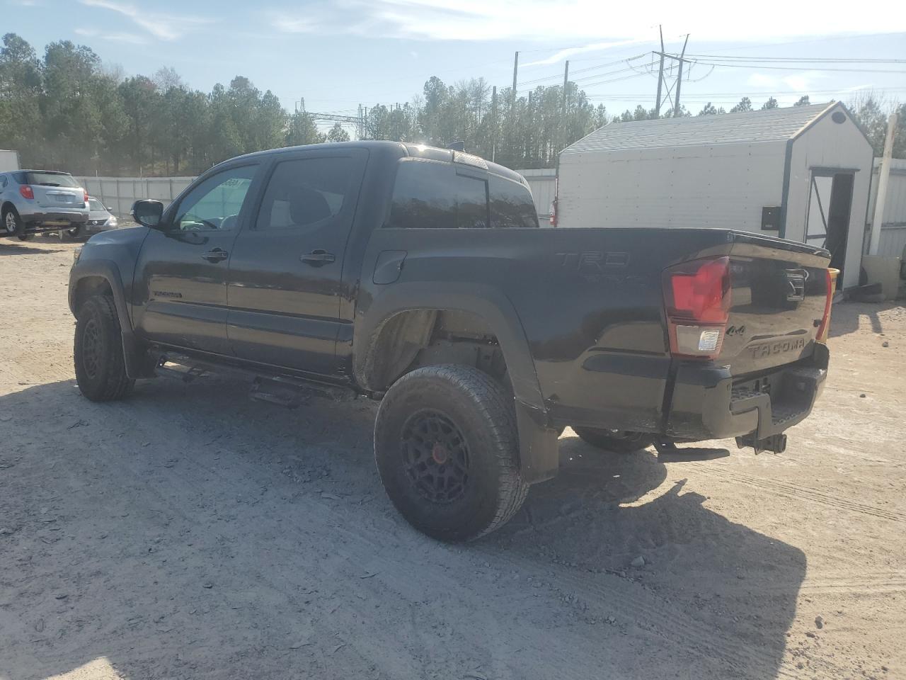2023 TOYOTA TACOMA DOU - Фото 2