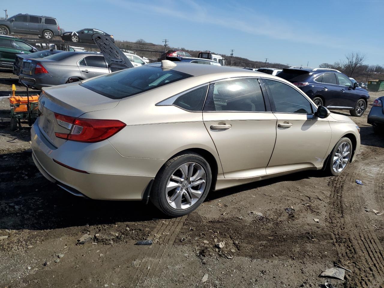 2018 HONDA ACCORD LX - Фото 3