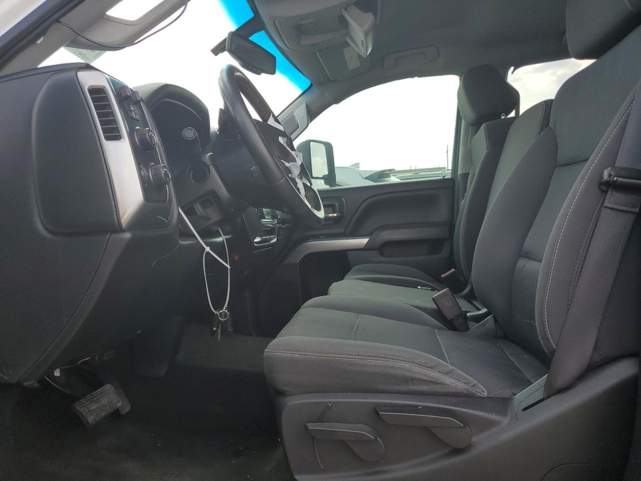 2018 CHEVROLET SILVERADO - Image 7