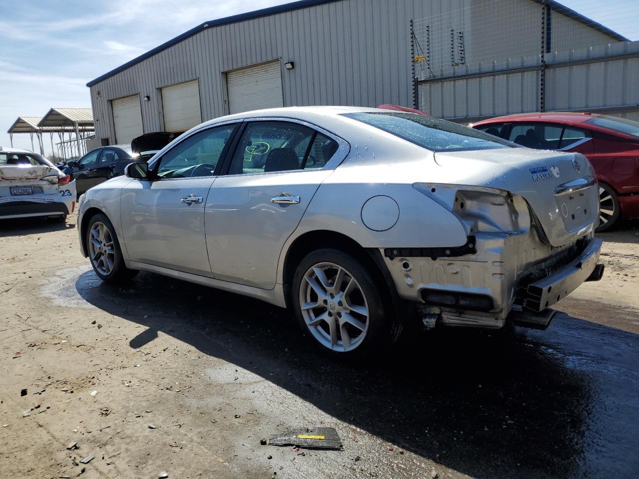 2014 NISSAN MAXIMA S - Image 2