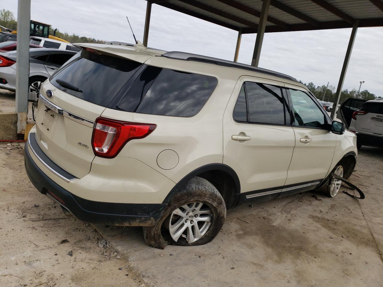 2018 FORD EXPLORER X - Фото 3