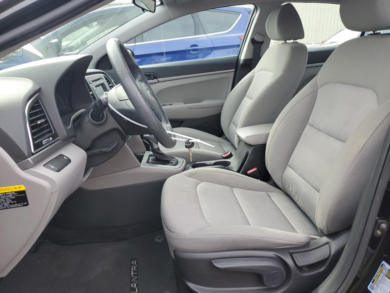 2017 HYUNDAI ELANTRA SE - Фото 7