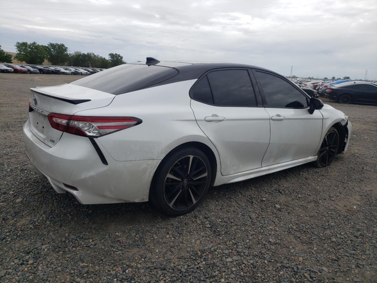 2019 TOYOTA CAMRY XSE - Фото 3