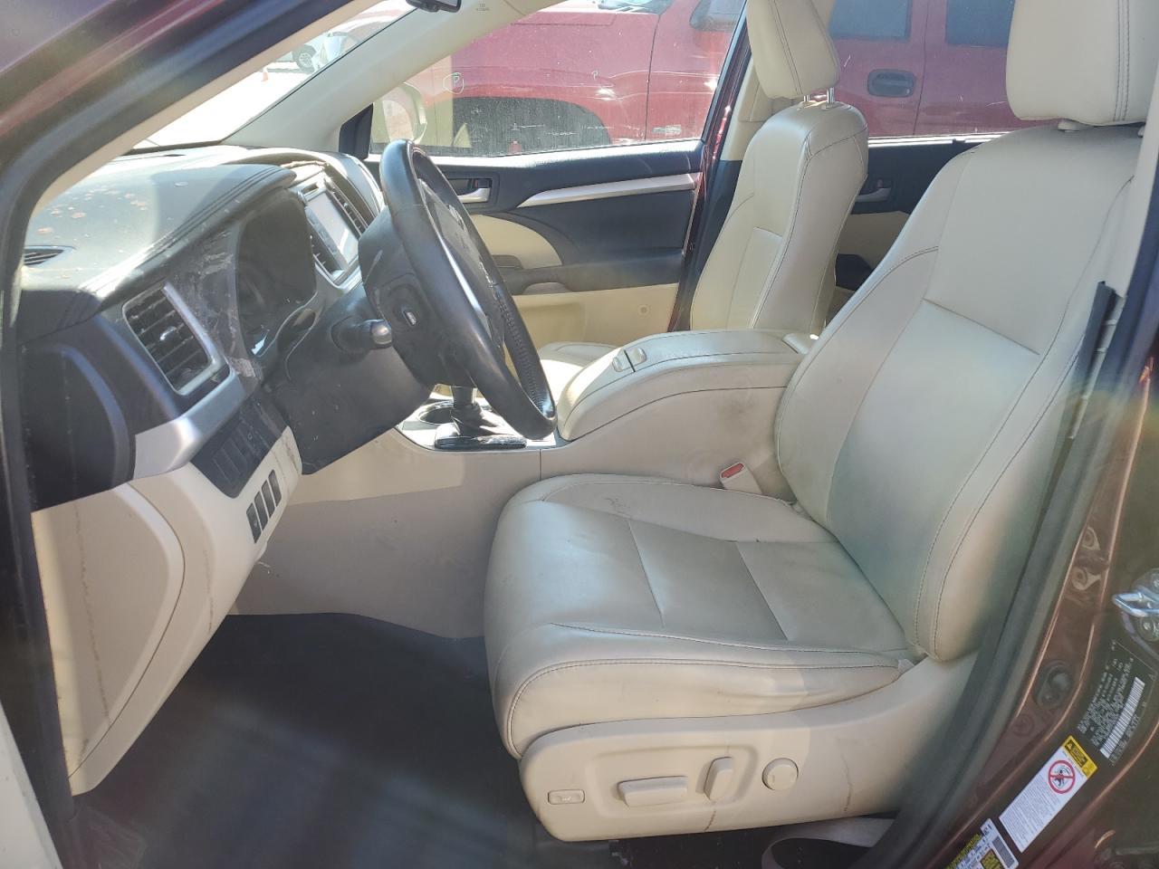 2015 TOYOTA HIGHLANDER - Image 7